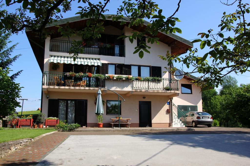 Apartments Strmac Slunj Exterior photo